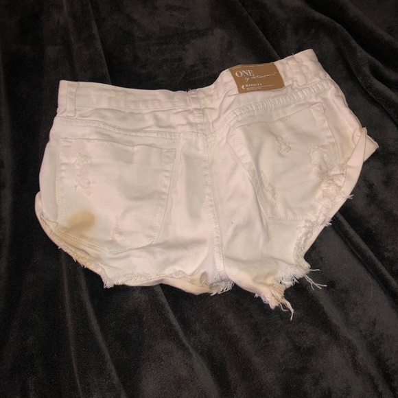 Shorts - Picture 1 of 2